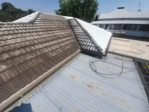 rusty roof painting toowoomba